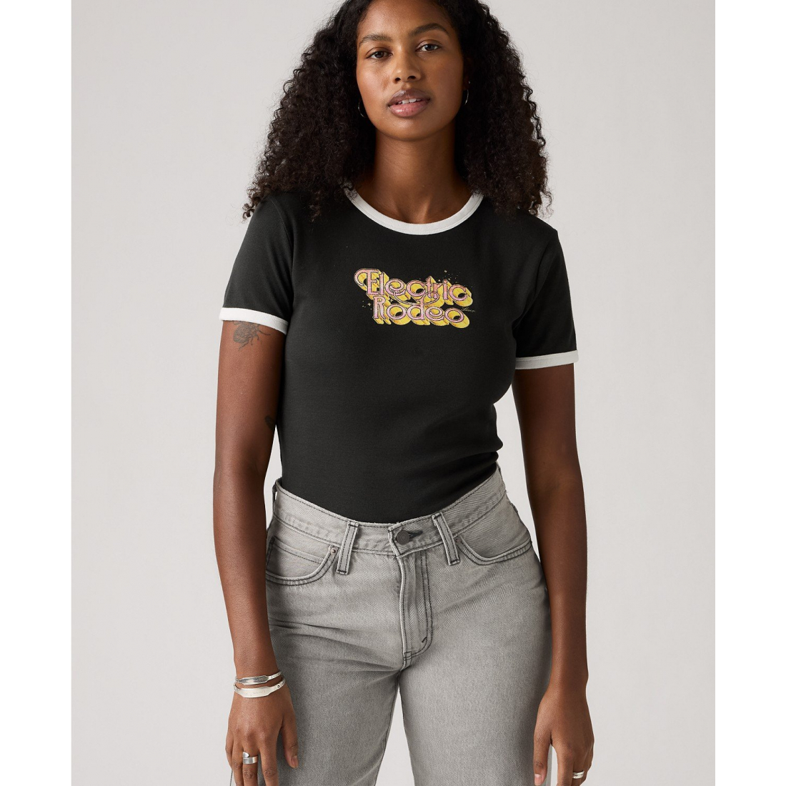 'Graphic Ringer Rickie T-Shirt' pour Femmes