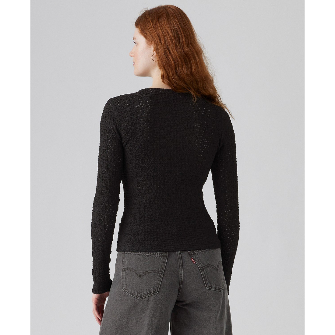 'Premium Anika Crewneck Long Sleeve Top' pour Femmes