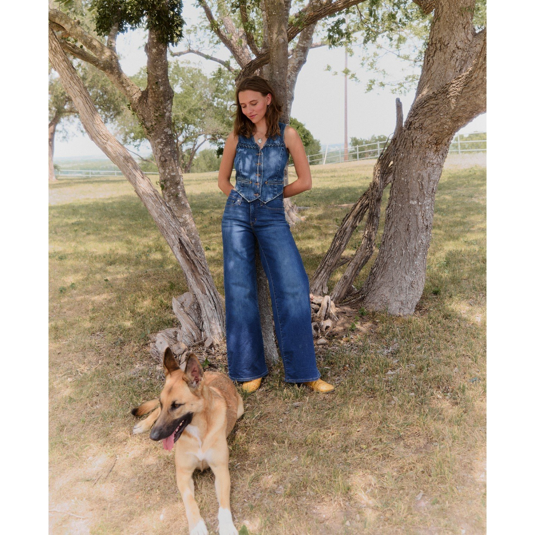 '318 Shaping Stellar-Stretch Wide-Leg Jeans 30