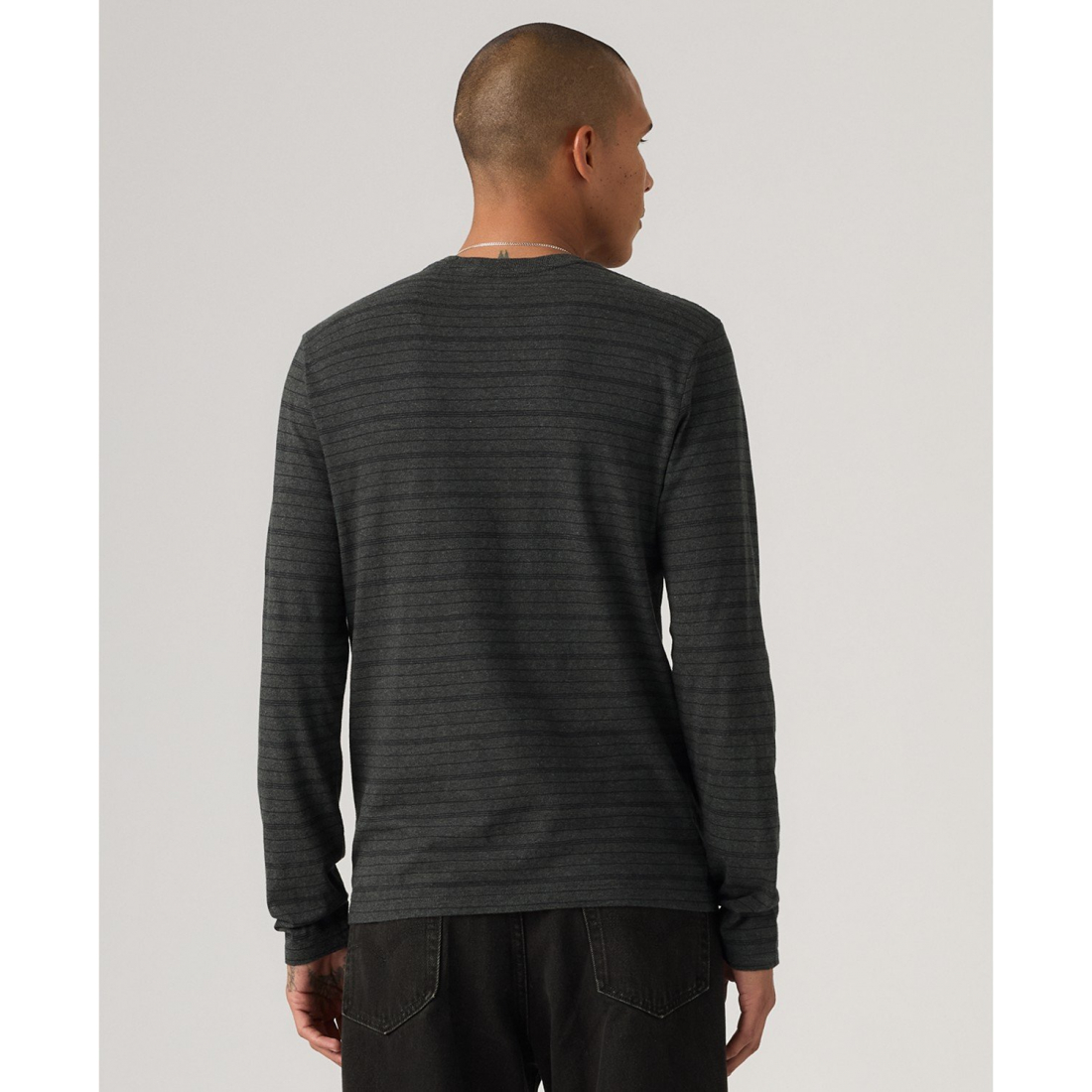 'Long-Sleeve Crewneck Pocket T-Shirt' pour Hommes
