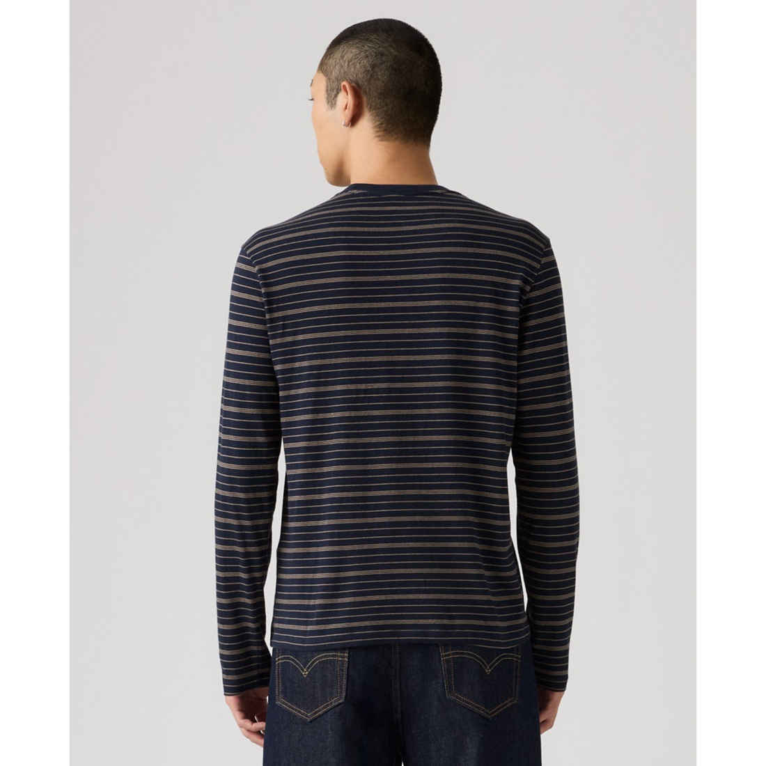 'Long-Sleeve Crewneck Pocket T-Shirt' pour Hommes