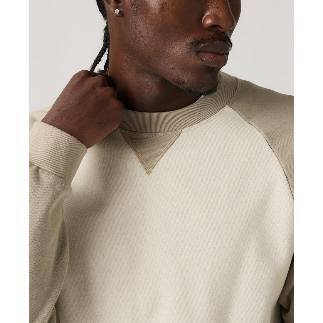 Men's 'Levi'® Relaxed Fit Crewneck Long Sleeve Red Tab Logo Sweatshirt'