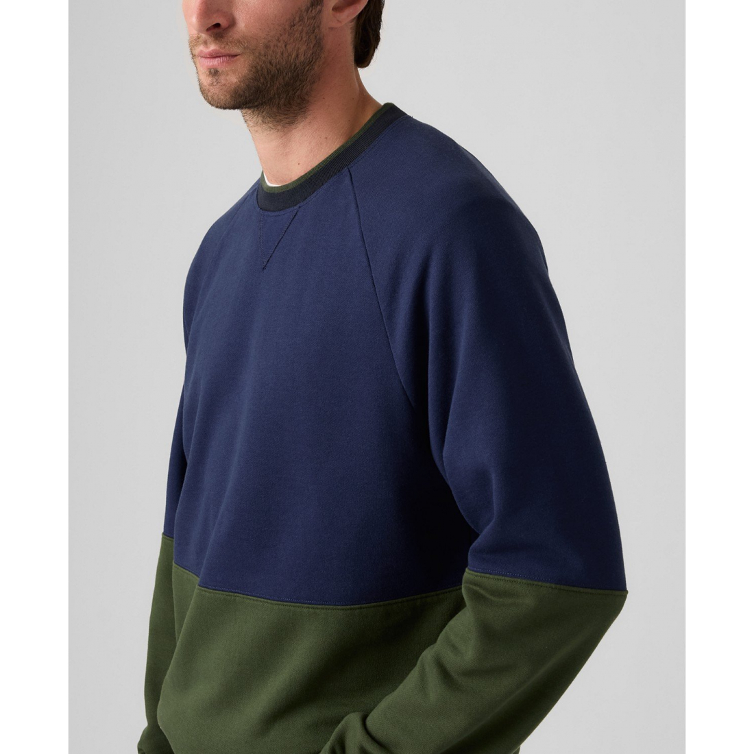 'Levi'® Relaxed Fit Crewneck Long Sleeve Red Tab Logo Sweatshirt' pour Hommes