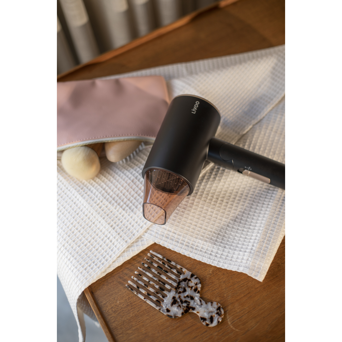 Sèche-cheveux ionique