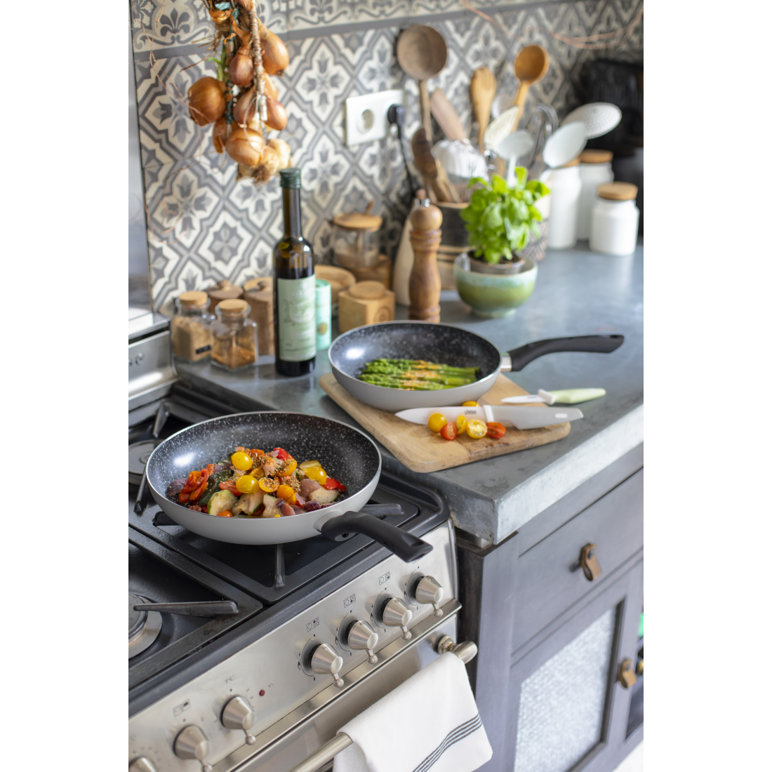 Set de 2 poêles aspect pierre