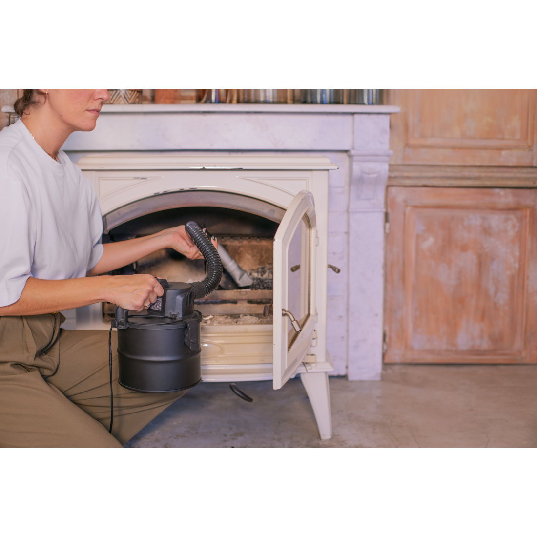 Aspirateur à cendres et poussières