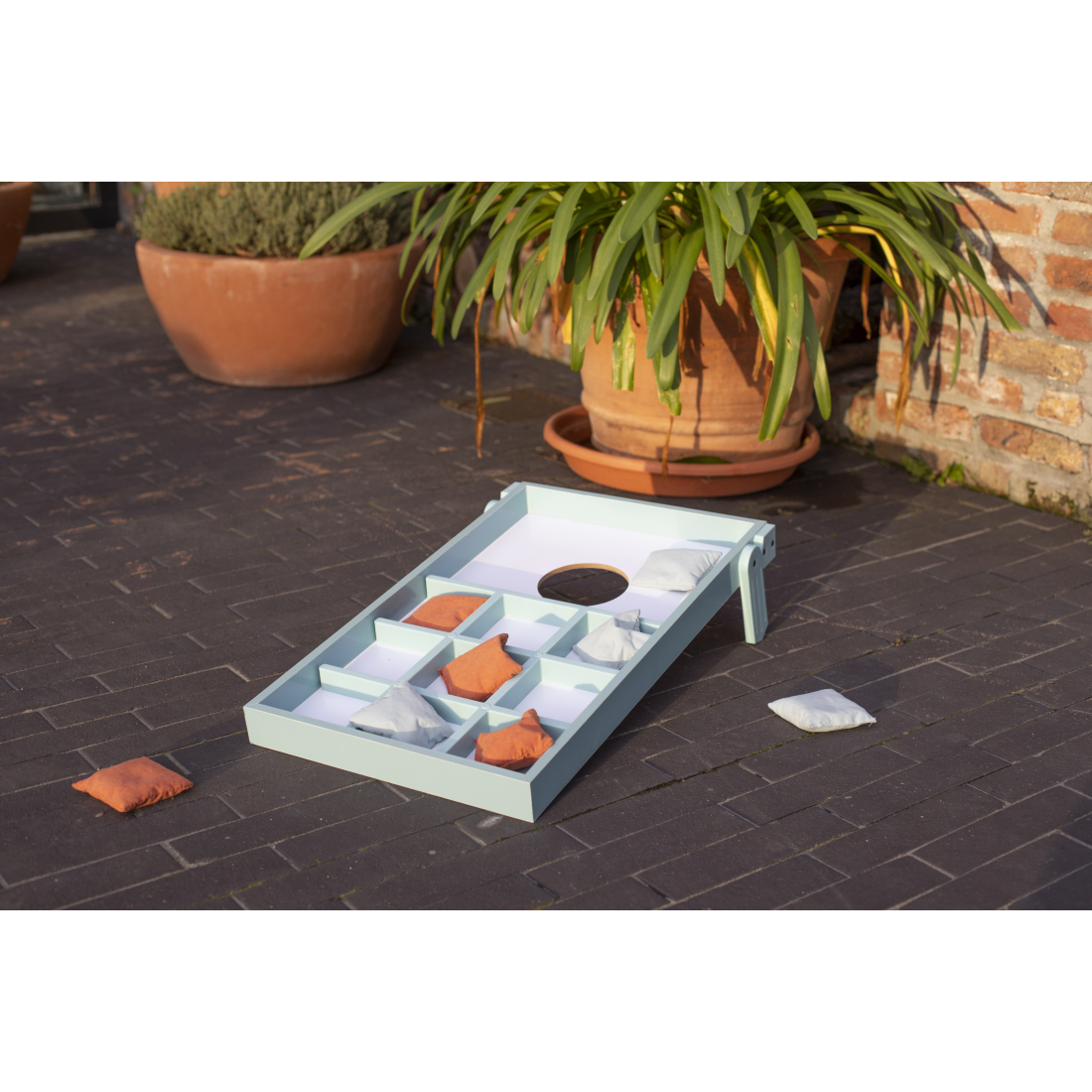 Jeu 2 en 1 lancer de sacs et morpion