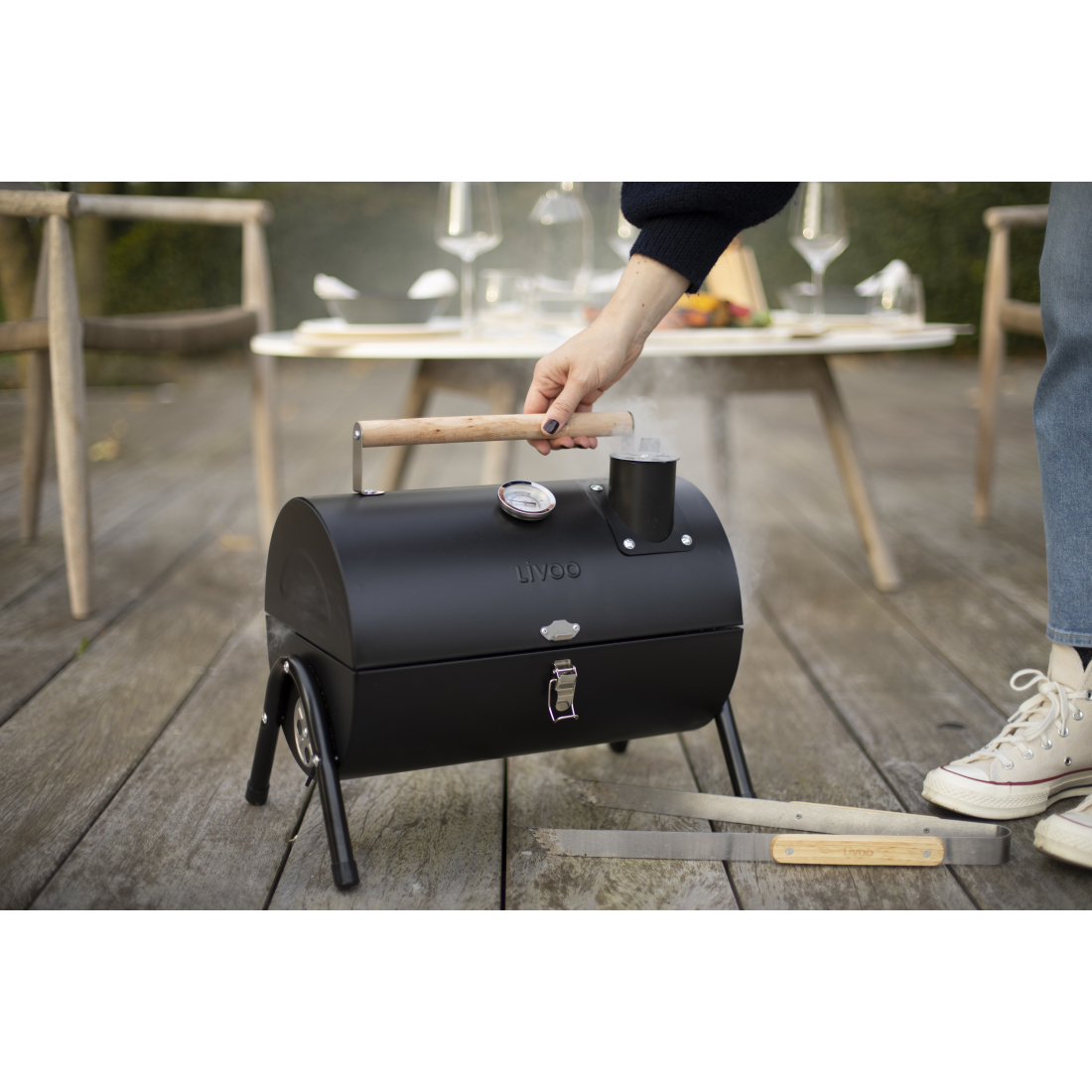 Barbecue fumoir portable