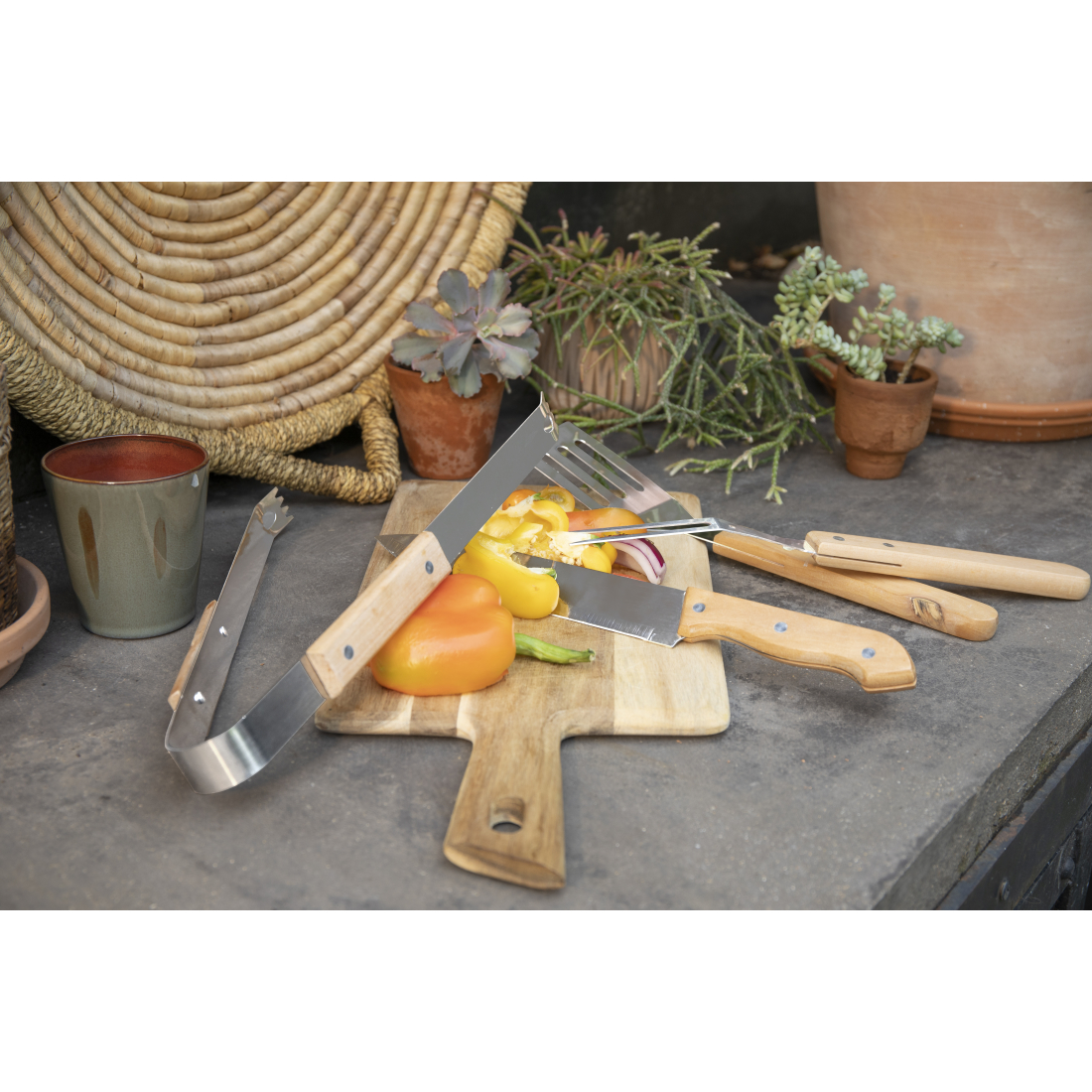 Set Of 4 Barbecue Accessories