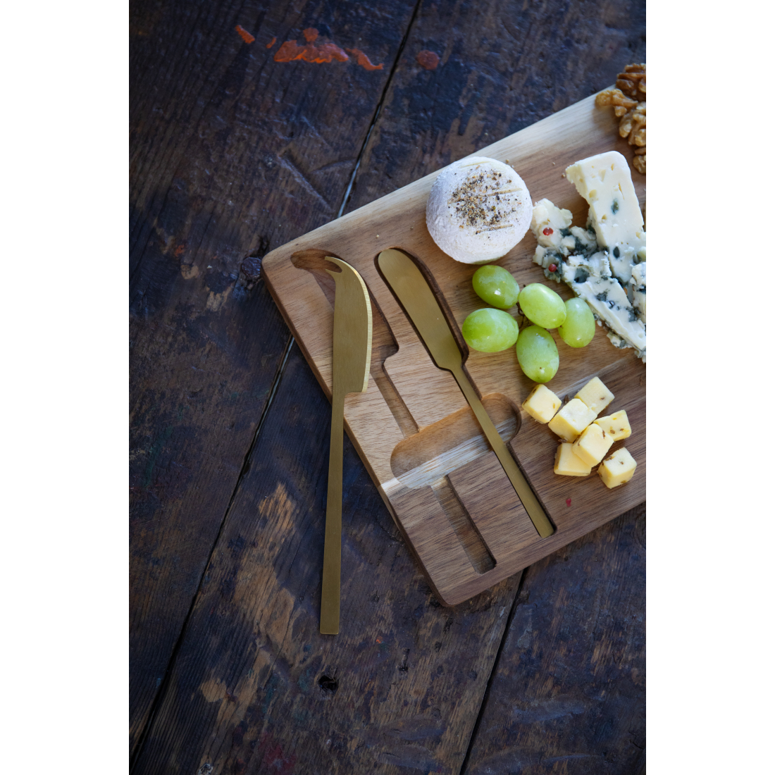 Acacia Cheese Board And Knives