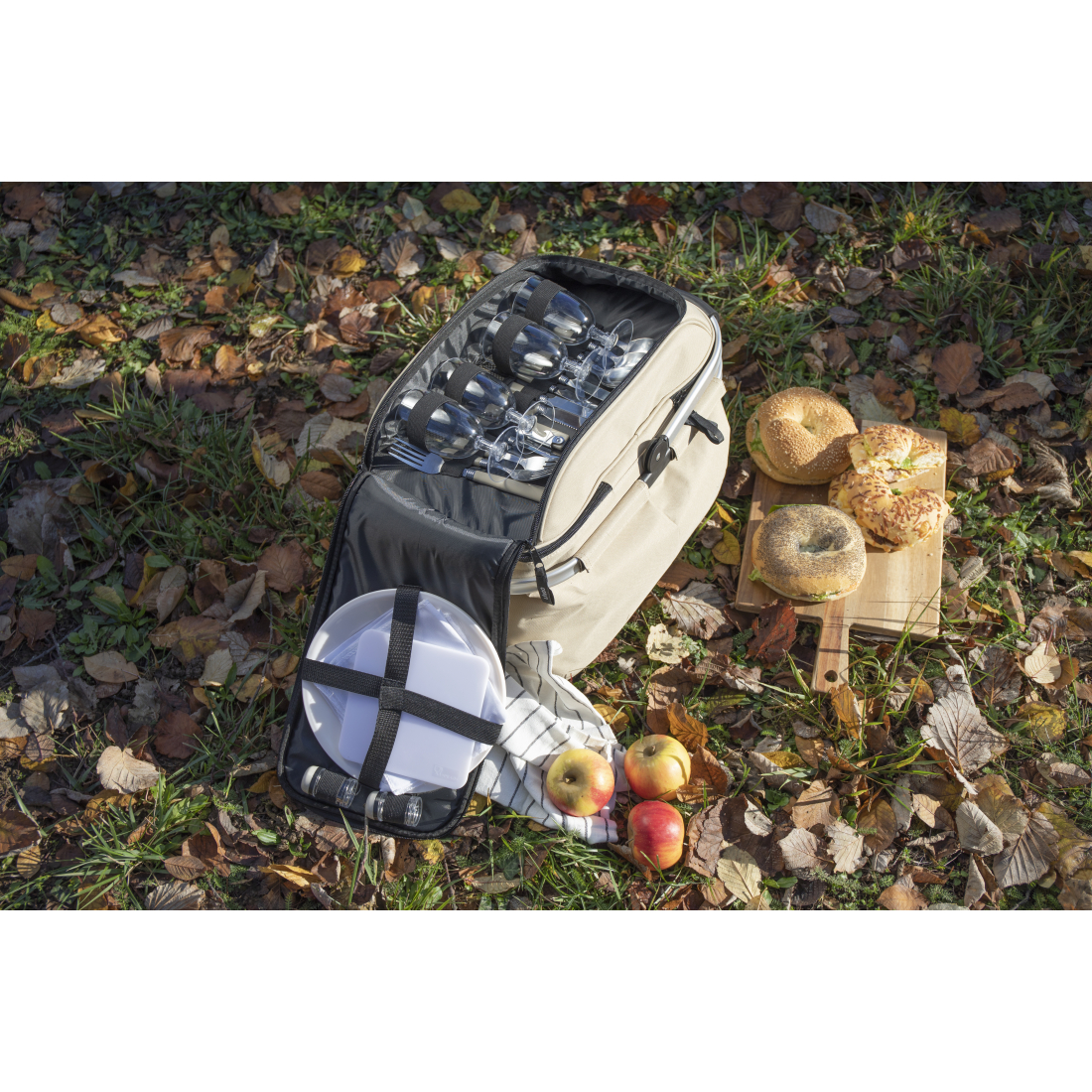 Picnic Basket For 4 People