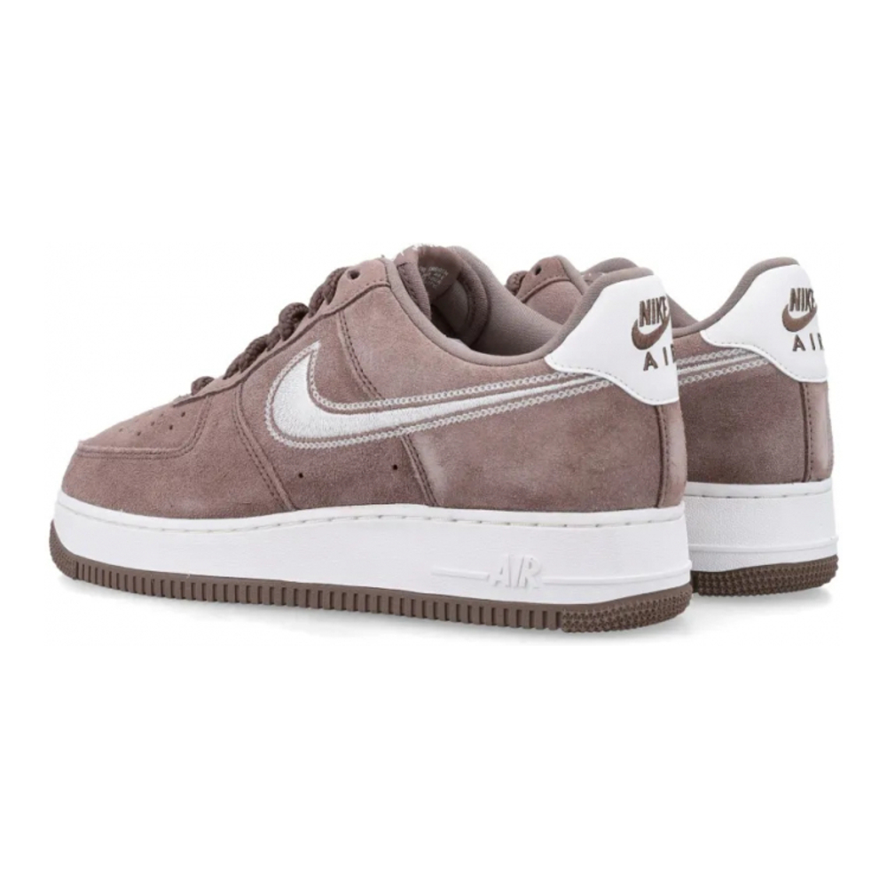 Sneakers 'Air Force 1 '07 LV8'