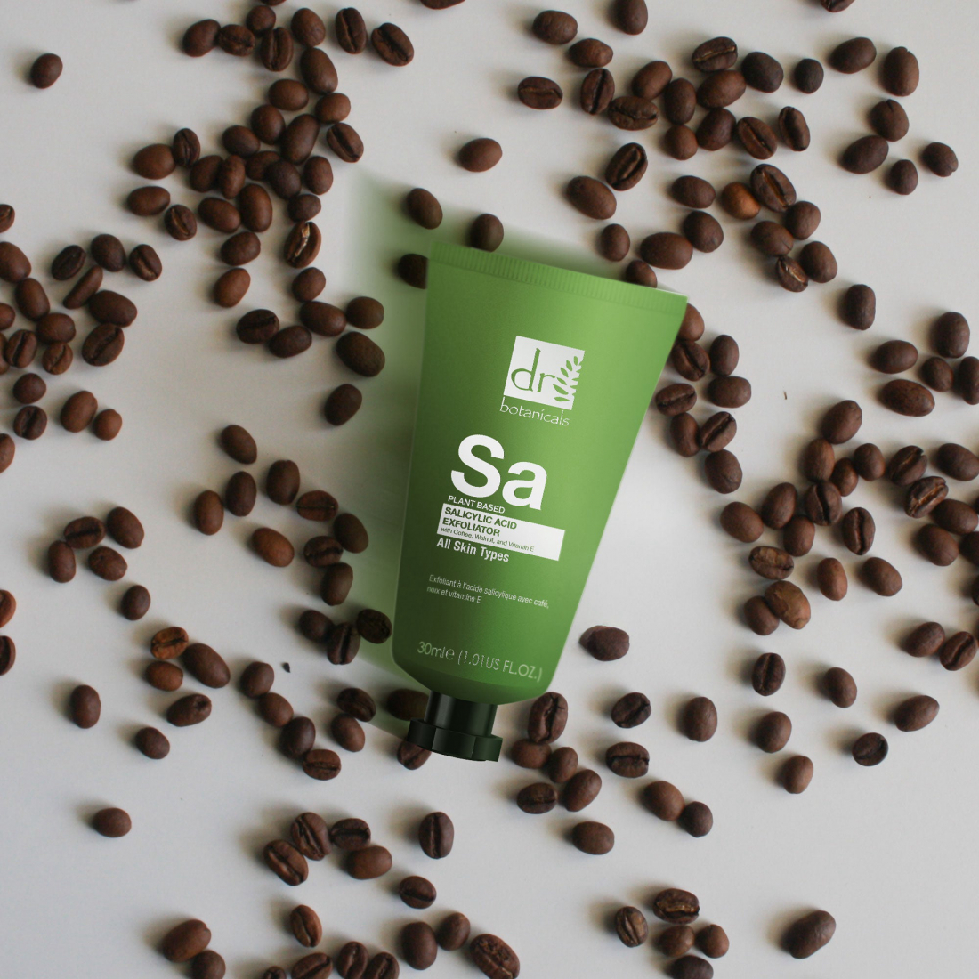 'Salicylic Acid Exfoliator With Coffee, Walnut & Vitamin E' Exfoliator für das Gesicht - 30 ml