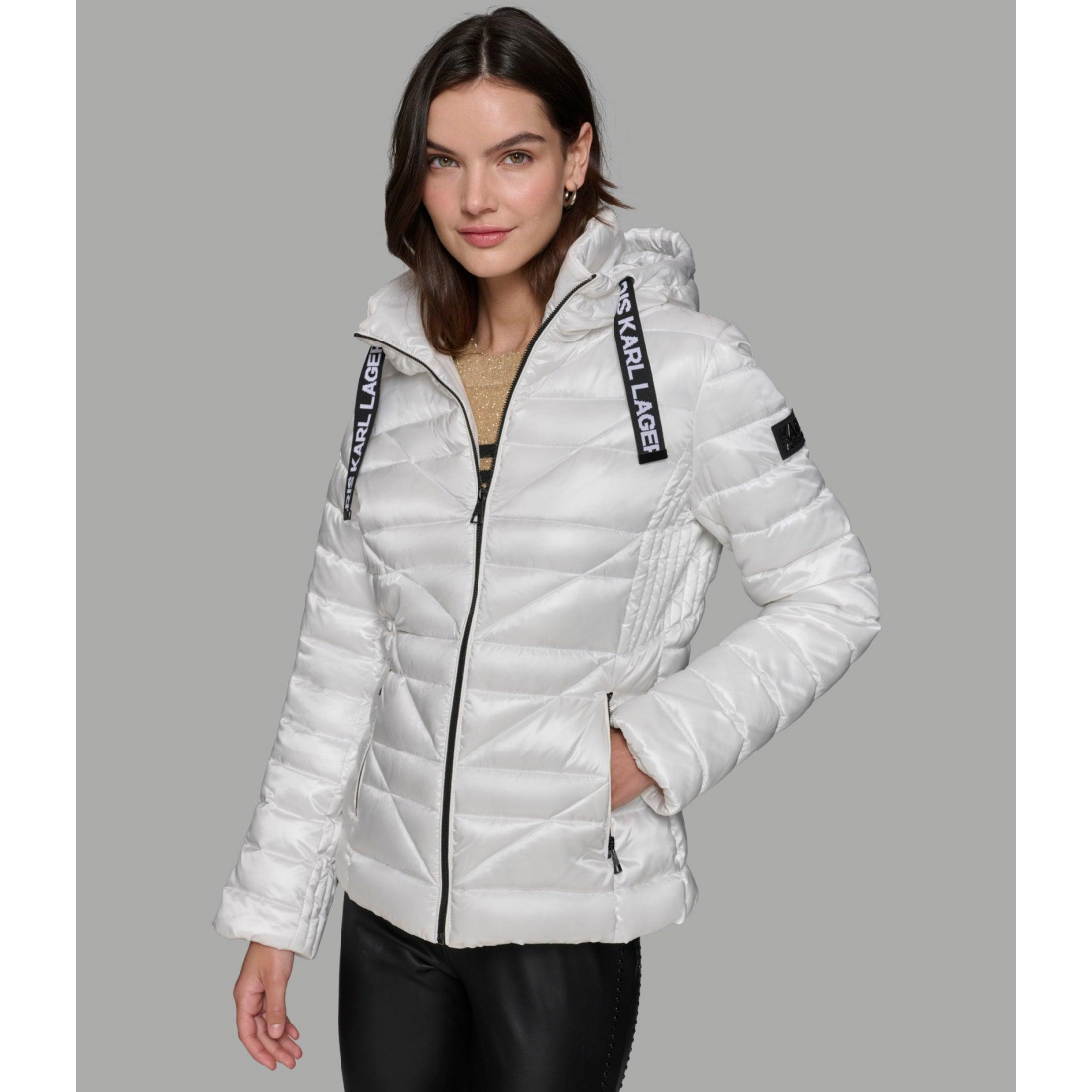 'Short Puffer Jacket With Logo' pour Femmes