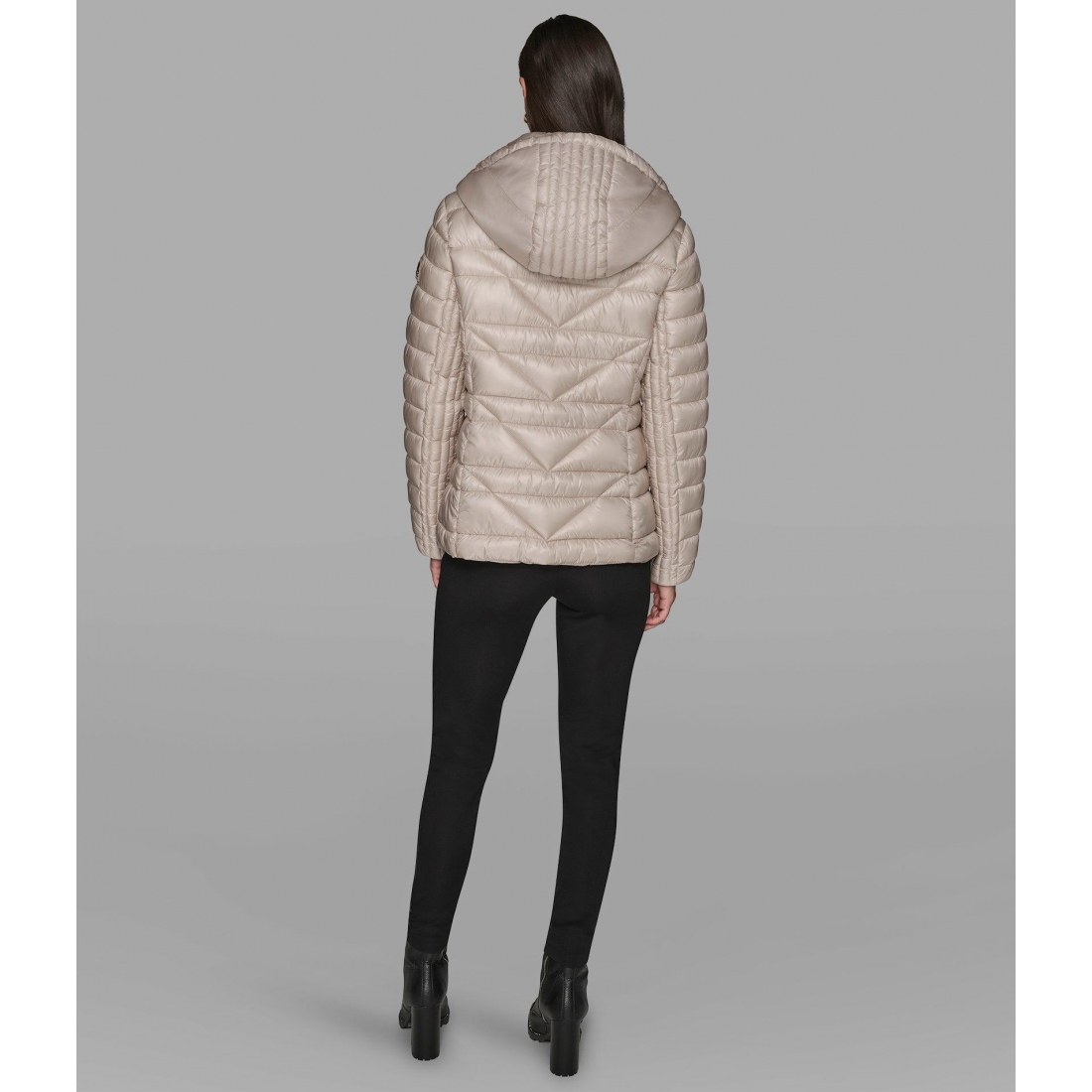 'Short Puffer Jacket With Logo' pour Femmes