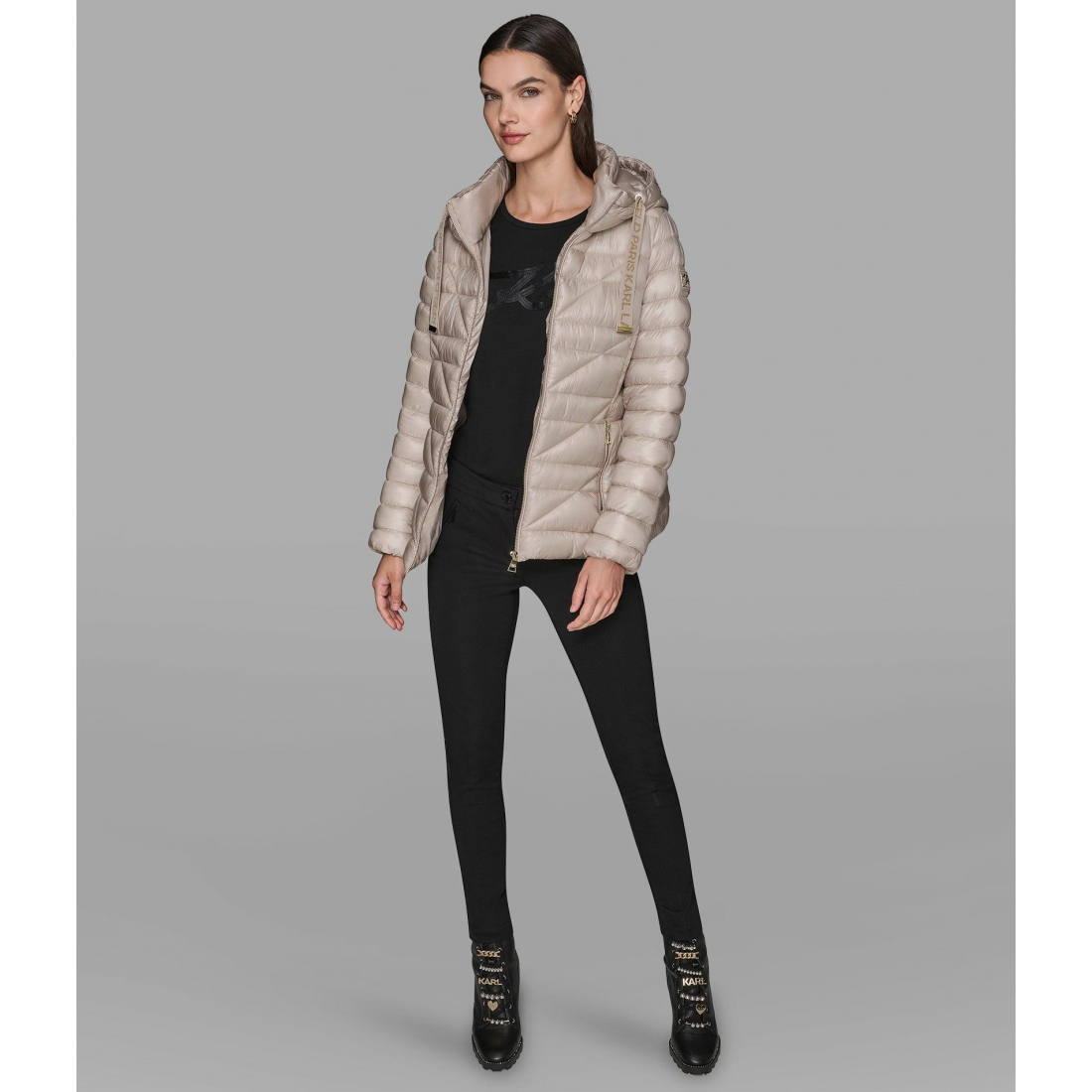 'Short Puffer Jacket With Logo' pour Femmes