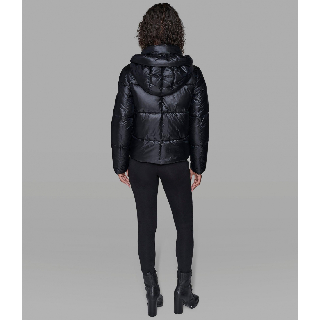 'Short Hooded Puffer' für Damen