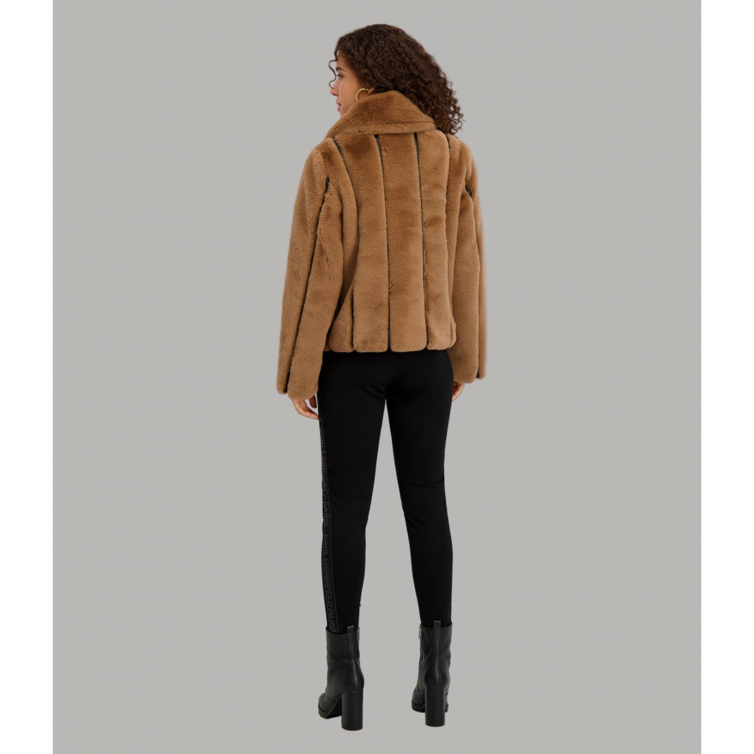 'Cropped Faux Mink Jacket' pour Femmes