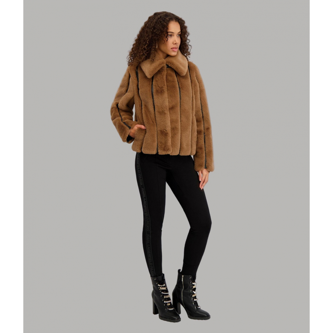 'Cropped Faux Mink Jacket' pour Femmes