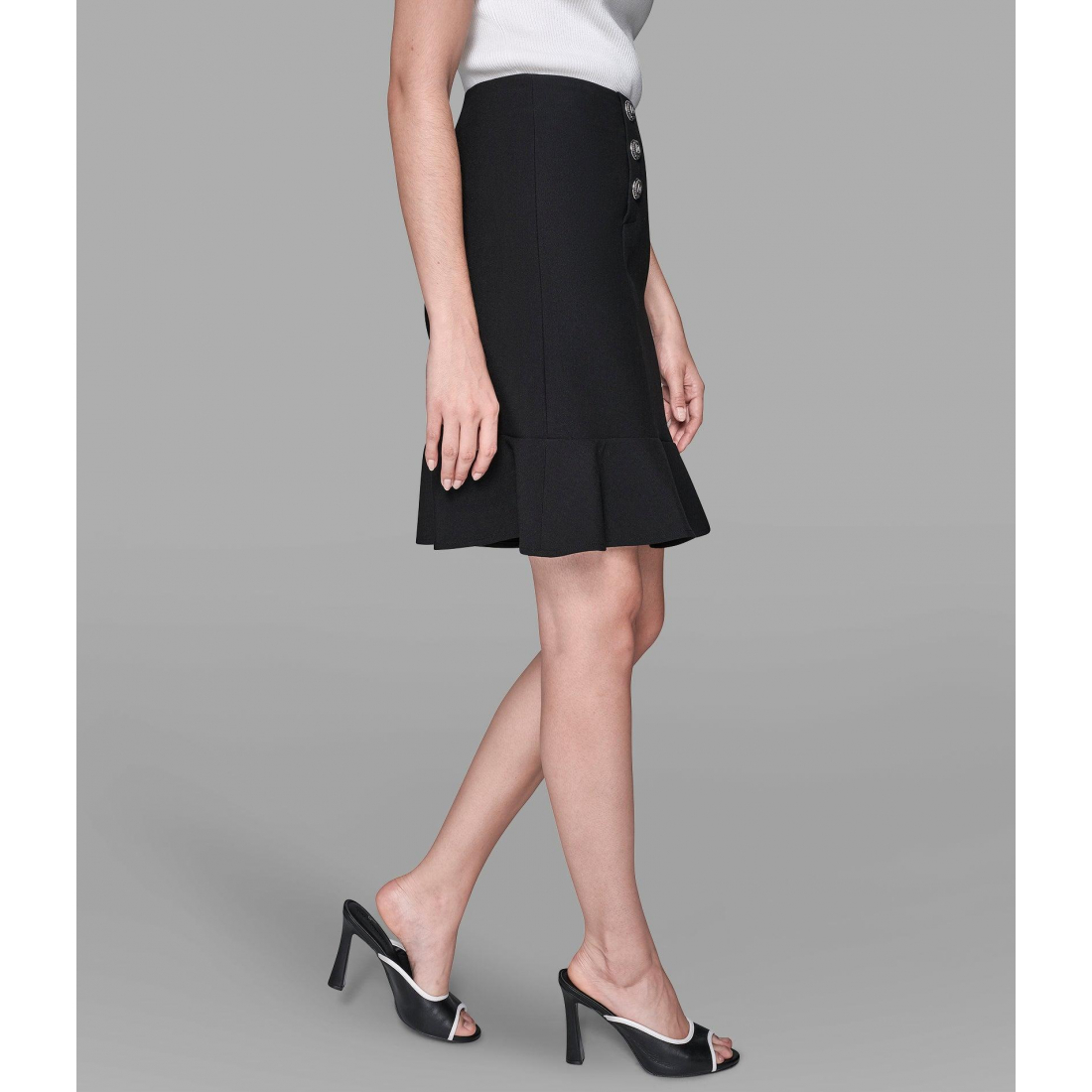 'Button-Detailed Mini Peplum Skirt' pour Femmes