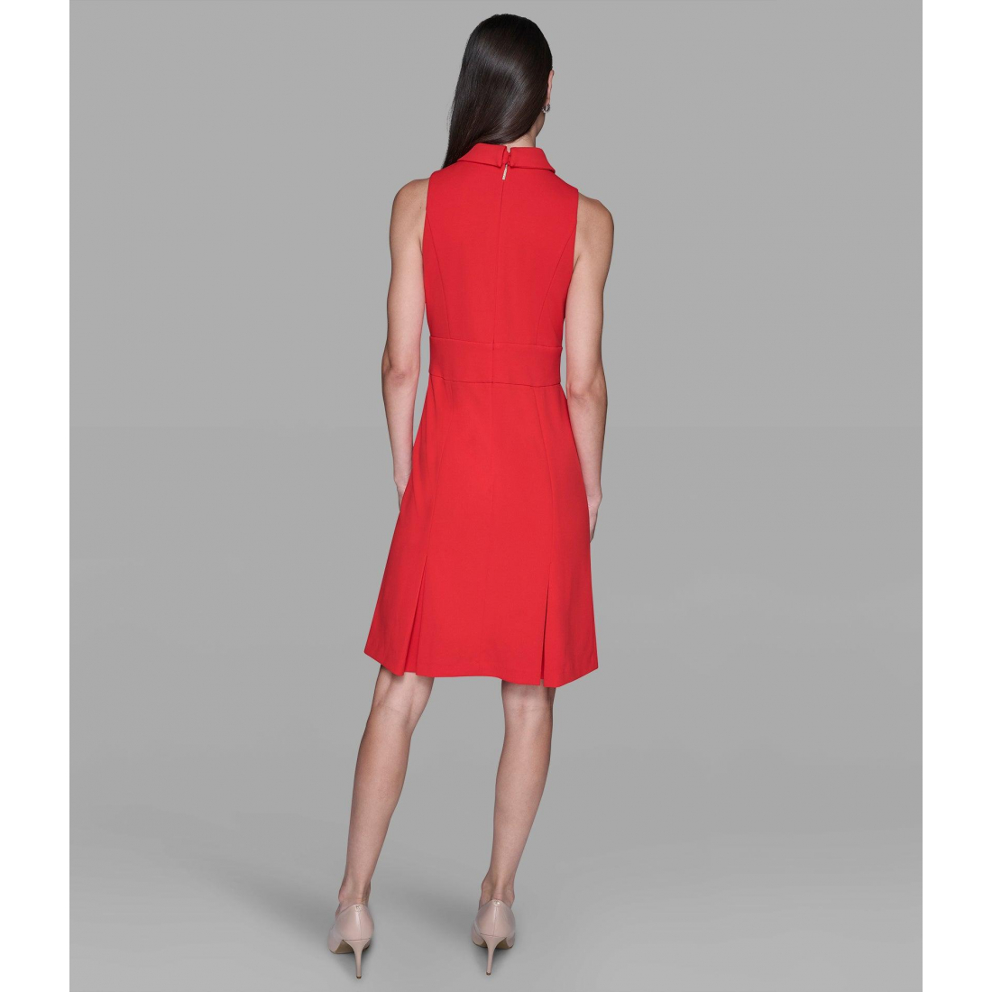 'Scuba Crepe Sheath Dress With Chain Trim Waistband' pour Femmes