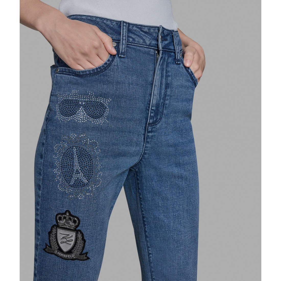 'Straight Leg Jean With Patches' pour Femmes