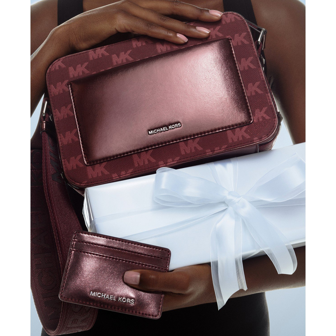 'Boxed Maeve Large East West Pocket Crossbody with Card Case' pour Femmes