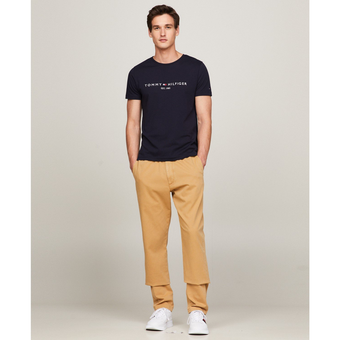 'Embroidered Logo Regular-Fit Crewneck T-Shirt' pour Hommes