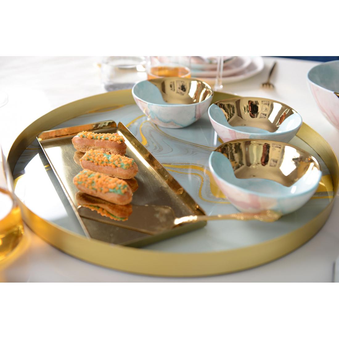 Rechteckiges, gehämmertes Goldtablett, 25,5 x 11,5 x 1,25 cm