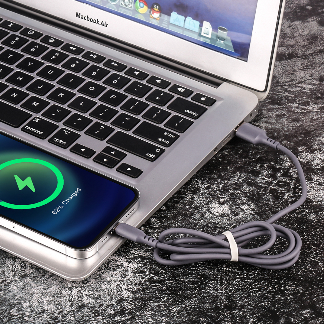 USB-auf-Lightning-Ladegerät / iPhone 1,50 Meter