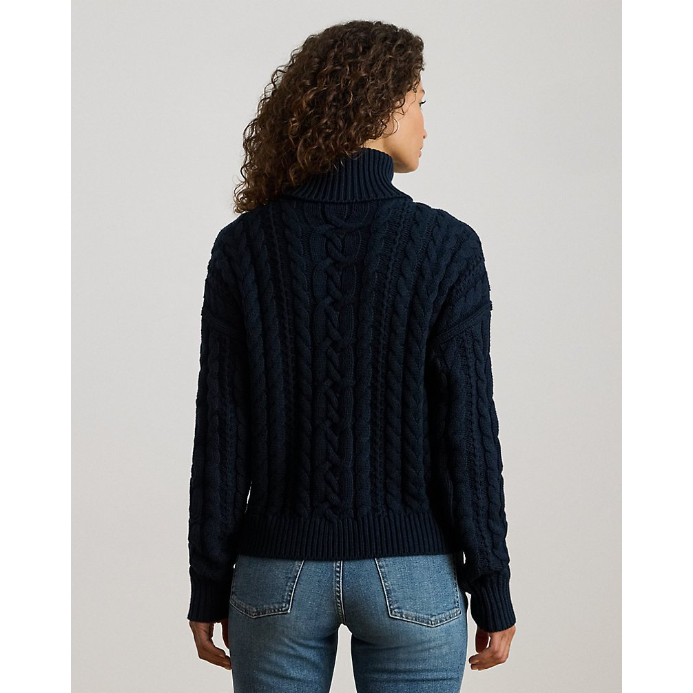 'Cable-Knit Turtleneck Sweater' pour Femmes