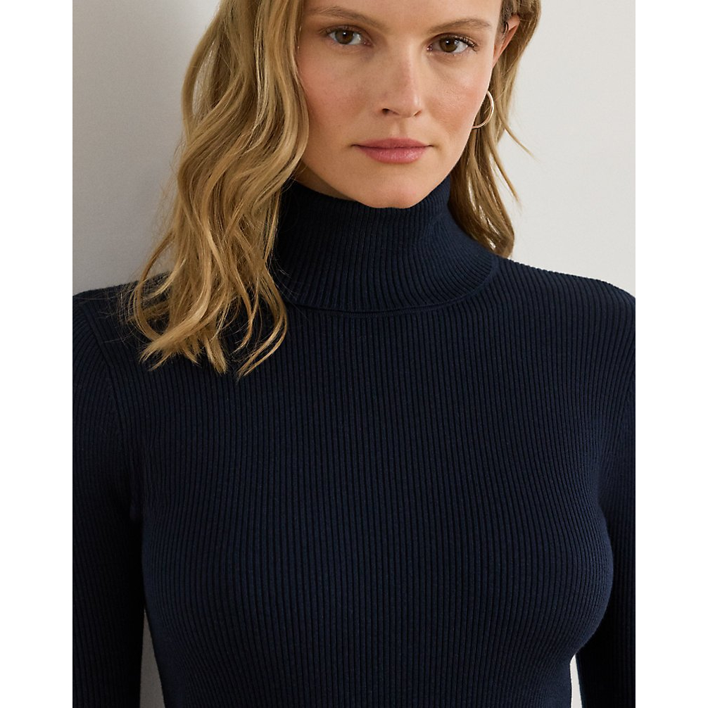 'Ribbed Turtleneck Sweater' pour Femmes