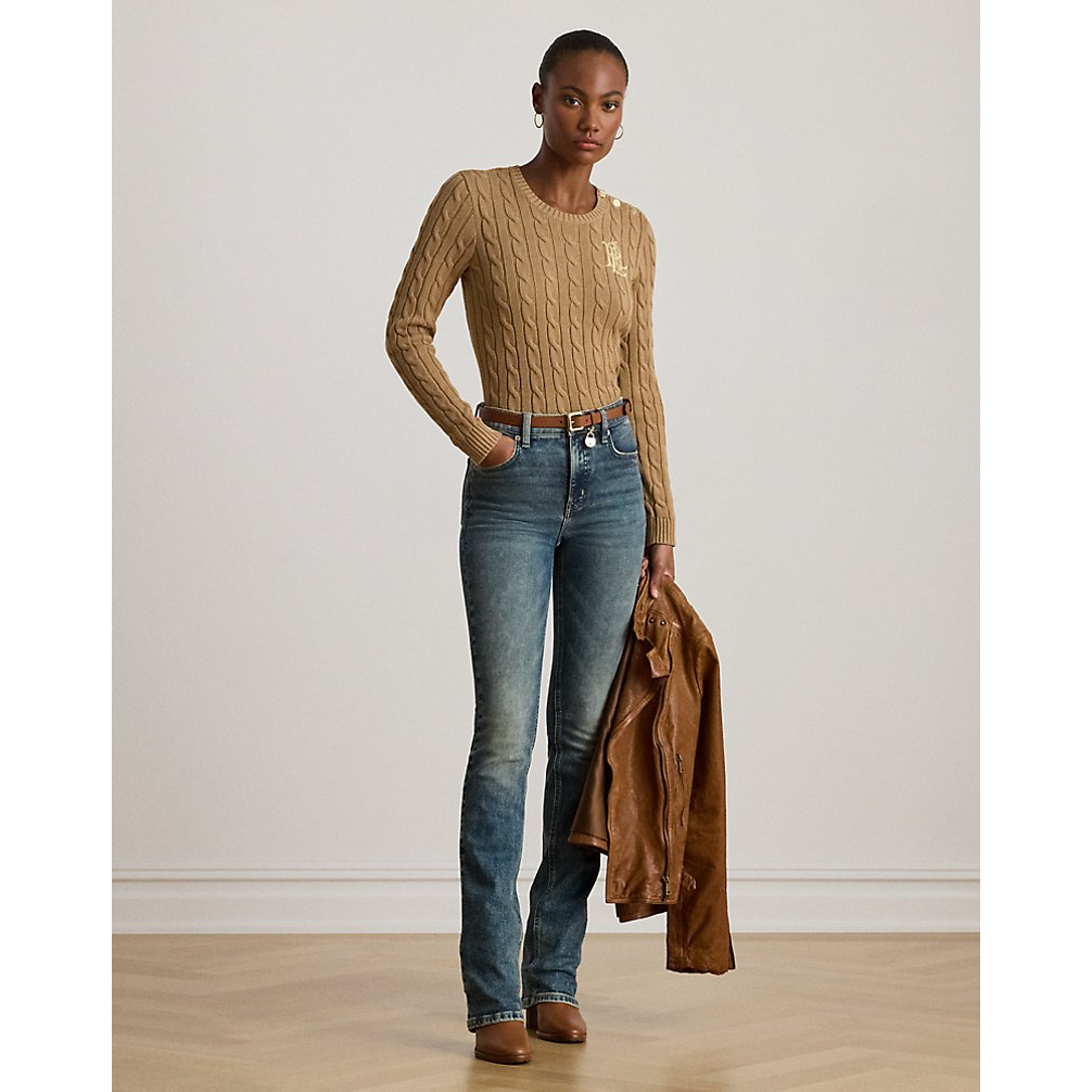 'Button-Trim Cable-Knit Cotton Sweater' pour Femmes