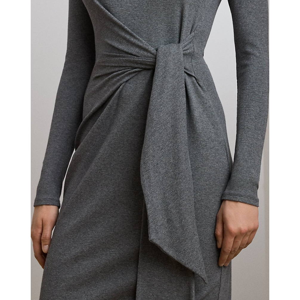 'Tie-Front Turtleneck Dress' pour Femmes