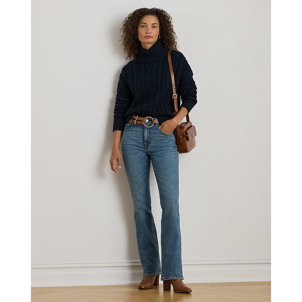 'Cable-Knit Turtleneck Sweater' pour Femmes