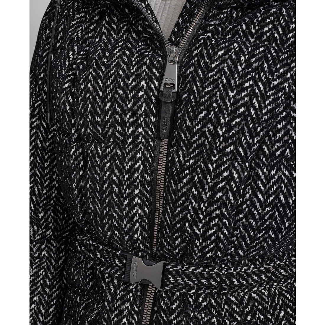 Manteau matelassé 'Belted Hooded' pour Femmes