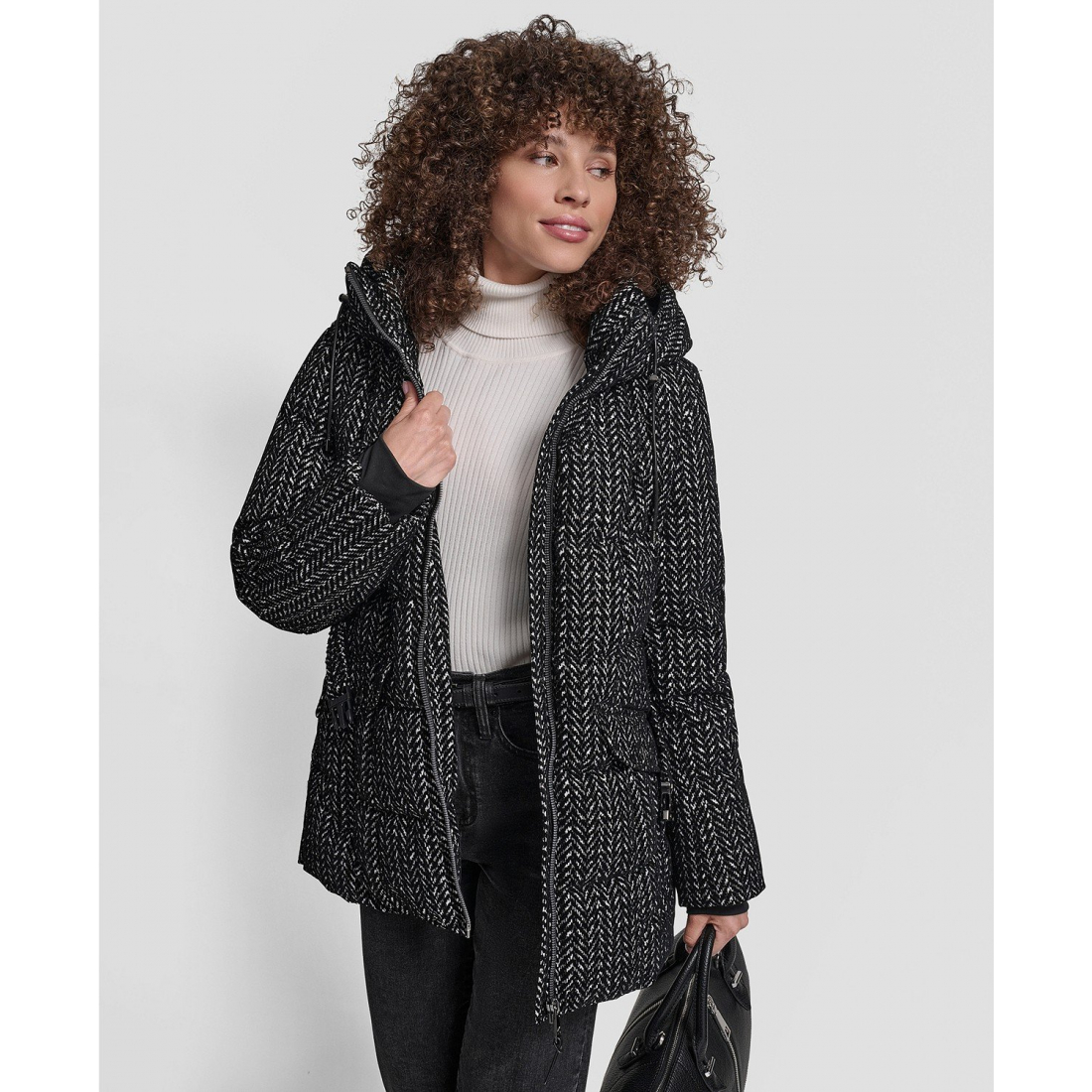 Manteau matelassé 'Belted Hooded' pour Femmes