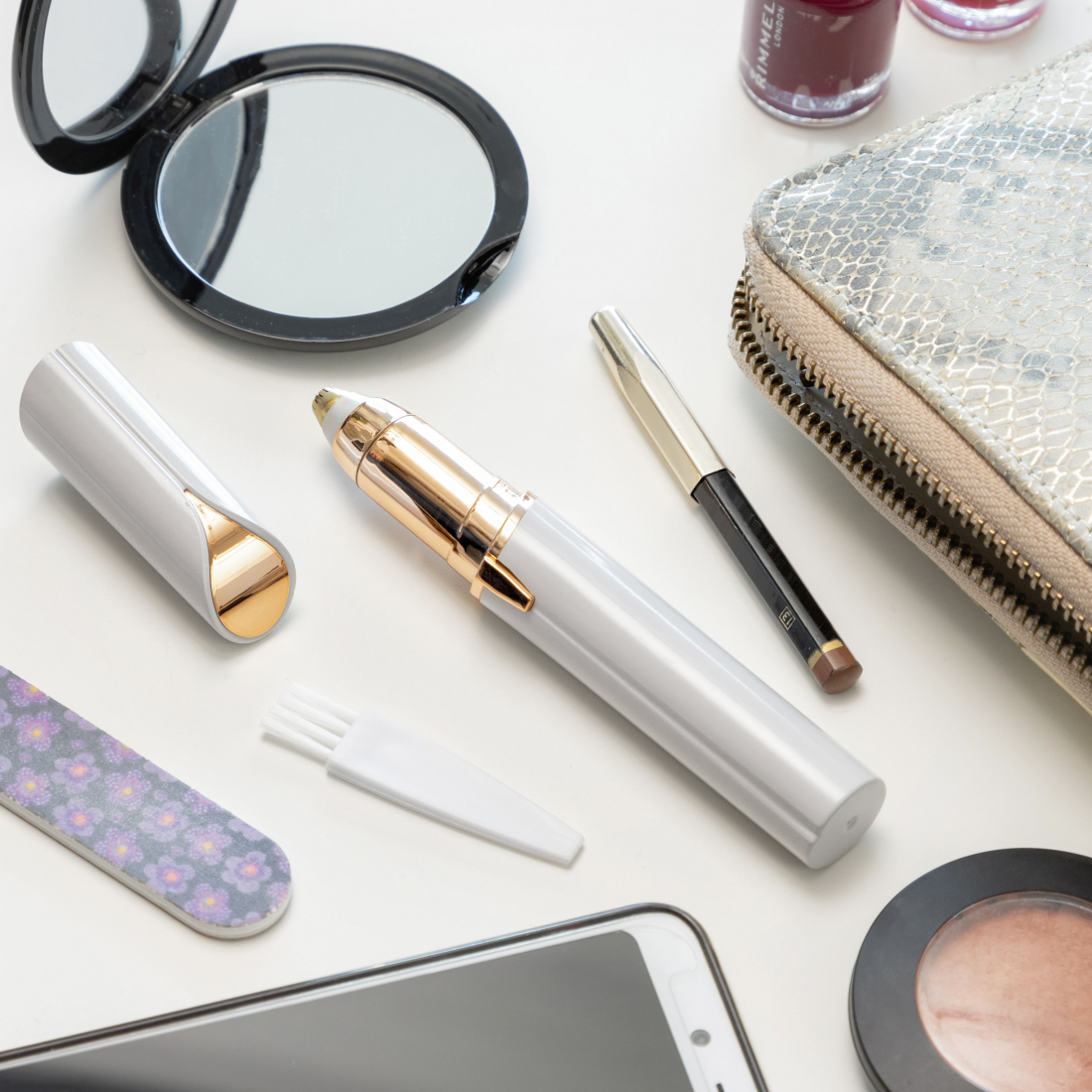 Épilateur De Précision Avec Led Pour Poils Du Visage