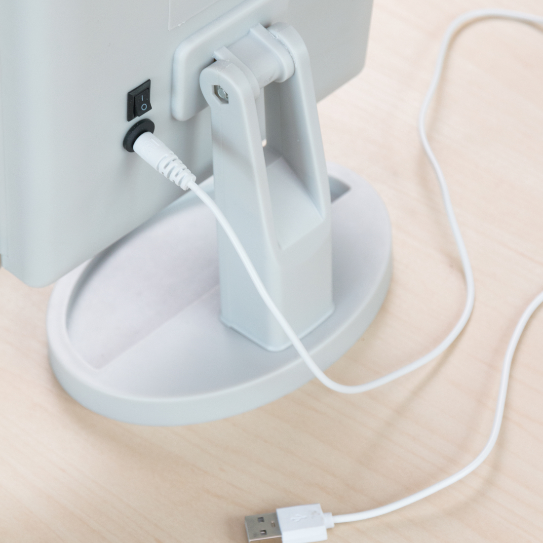 Miroir Grossissant LED 4 En 1