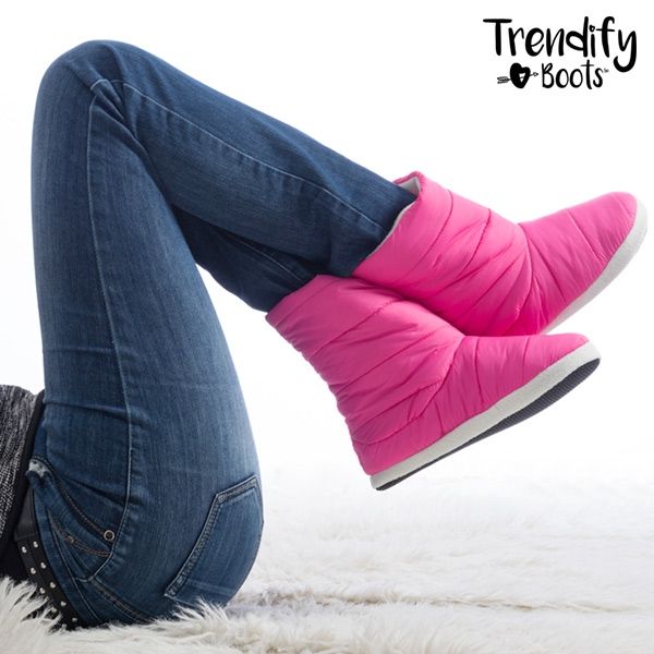 'Trendify House' Boots