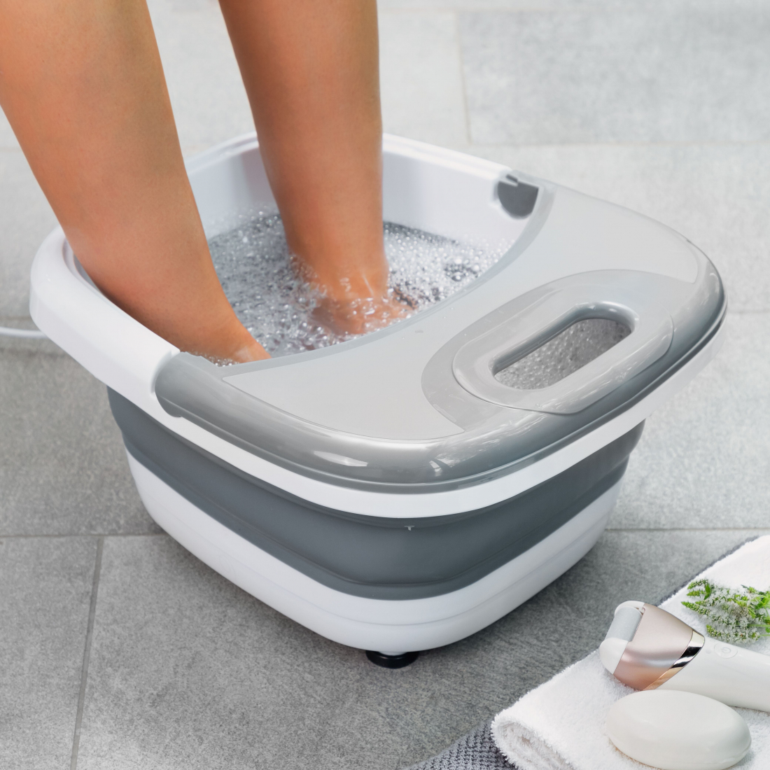 'Aqua·Relax' Foldable Foot Spa