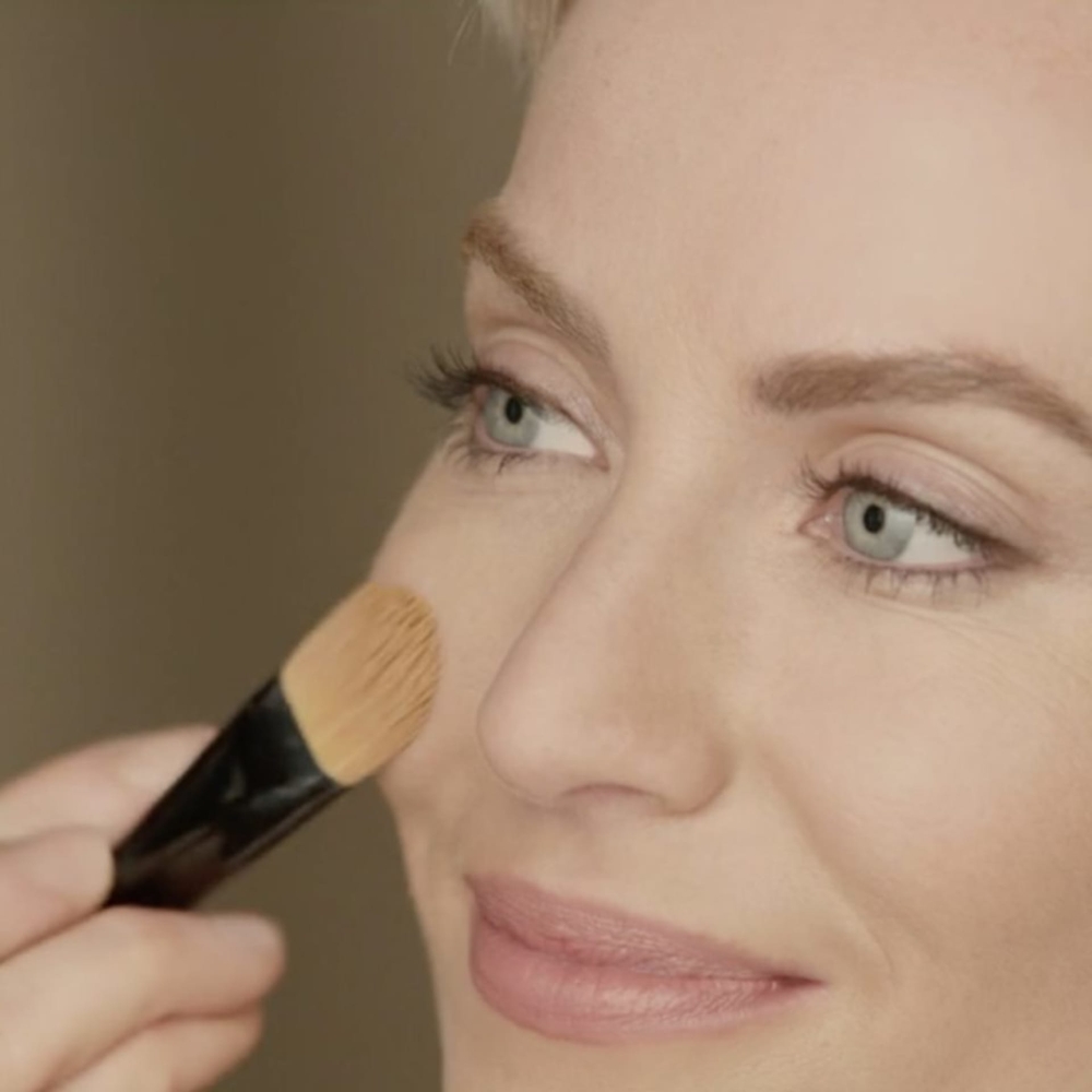 'Radiant Lift' Foundation - 47 Nude 30 ml