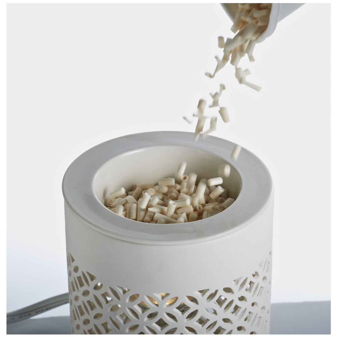 'Vanilla Caramel Spice' Fragranced Paper - 40 g