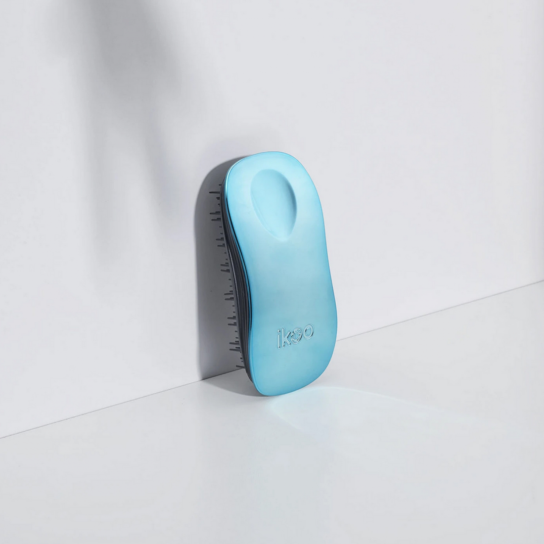 Hair Brush - Black Pacific