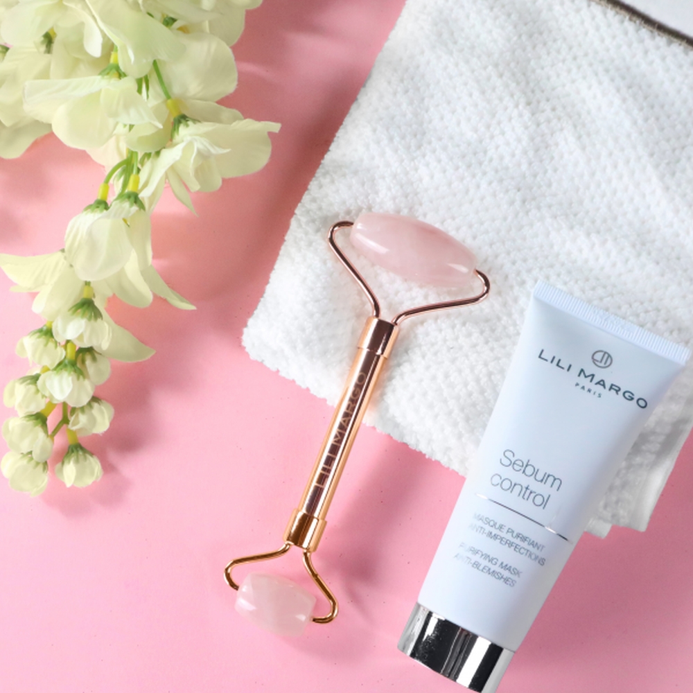 'Let's Roll' Jade Roller - Pink