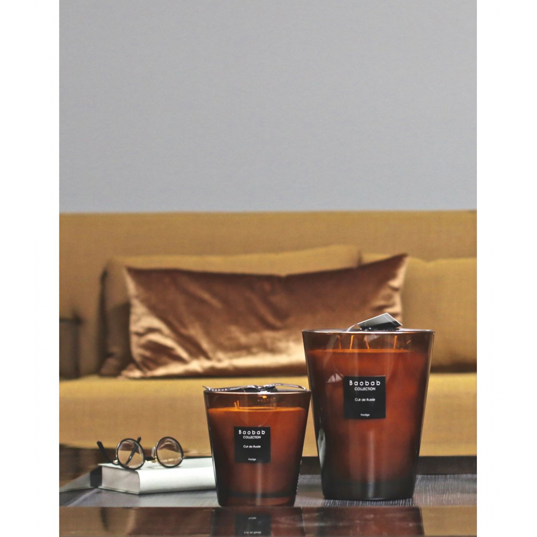 Bougie parfumée 'Les Prestigieuses Cuir de Russie M Max 10' - 1.3 Kg