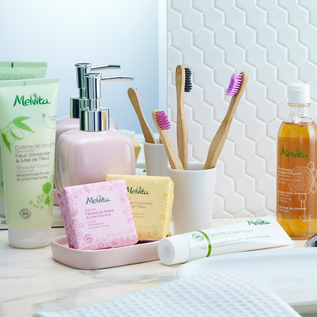 'Fleur Amandier & Miel De Tilleul' Shower Gel - 200 ml