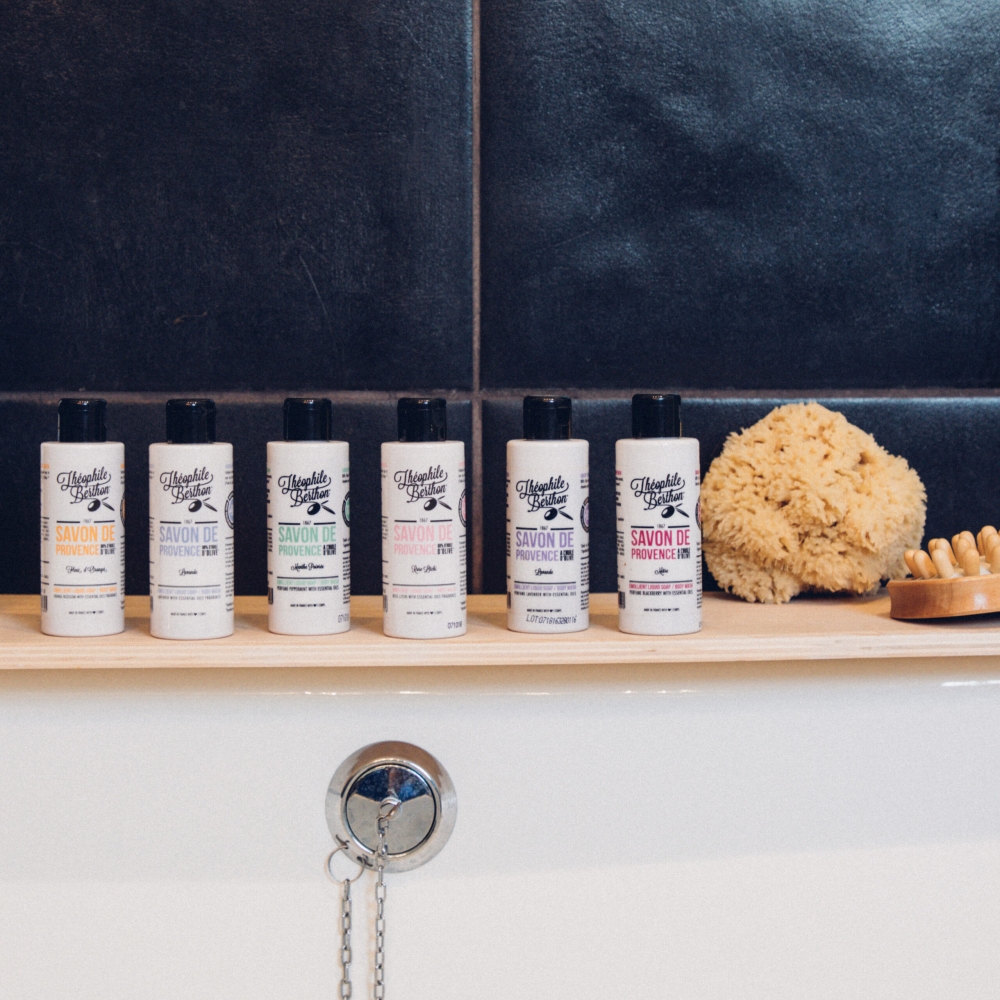 'De Provence Surgras À L'Huile D'Olive' Liquid Soap - Amande Miel 100 ml