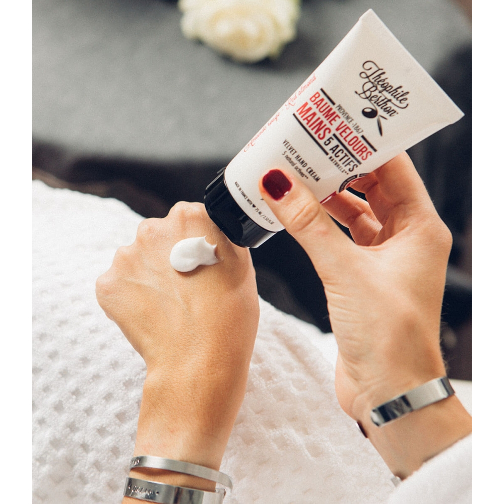 'Velours' Hand & Nail Balm - Amande Rouge 75 ml