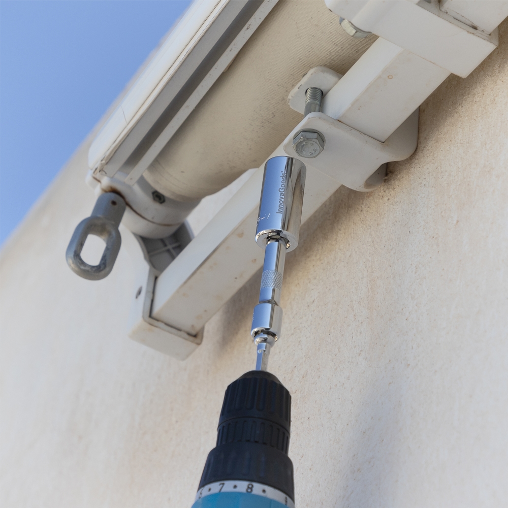 Universal Socket Wrench With Accessories Uniscrew